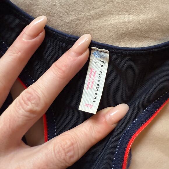 Free People Movement Active Sports Bra Crop Top - Navy and Red - xs - Picture 3 of 5